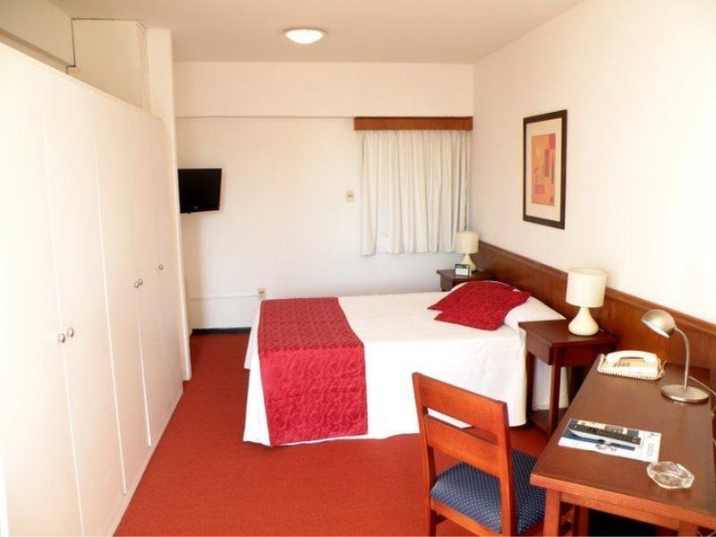 Austral Hotel Montevideo Bilik gambar